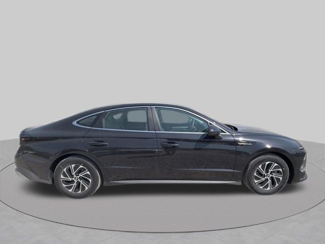 New 2026 Hyundai Sonata Blue FWD image 2