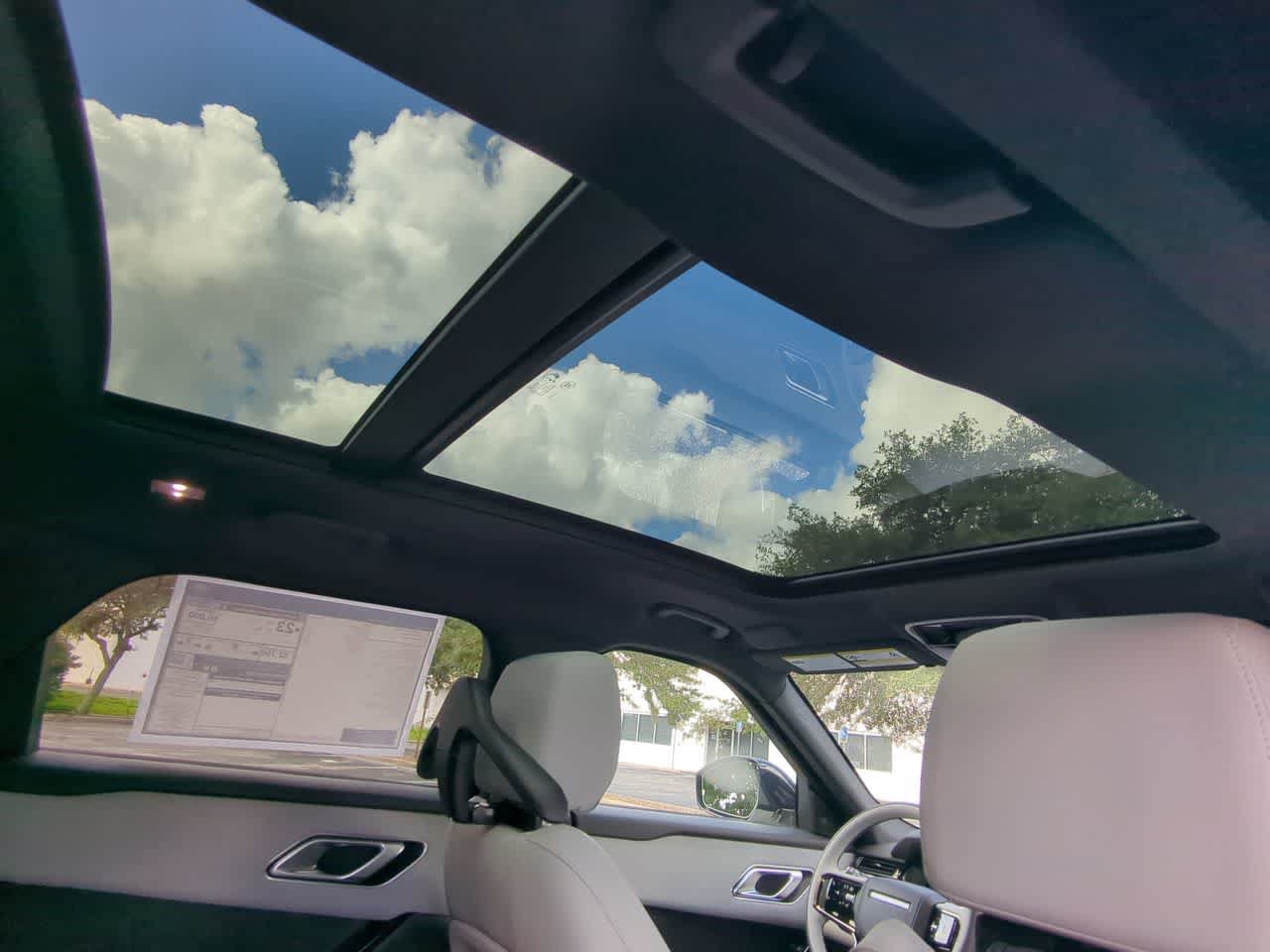 New 2026 Land Rover Range Rover Velar S AWD/4WD image 19