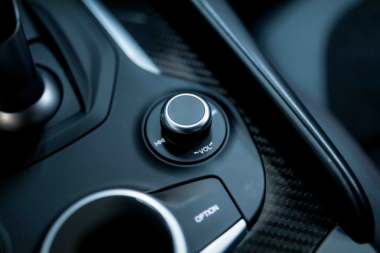 Used 2017 Alfa Romeo Giulia Quadrifoglio image 73