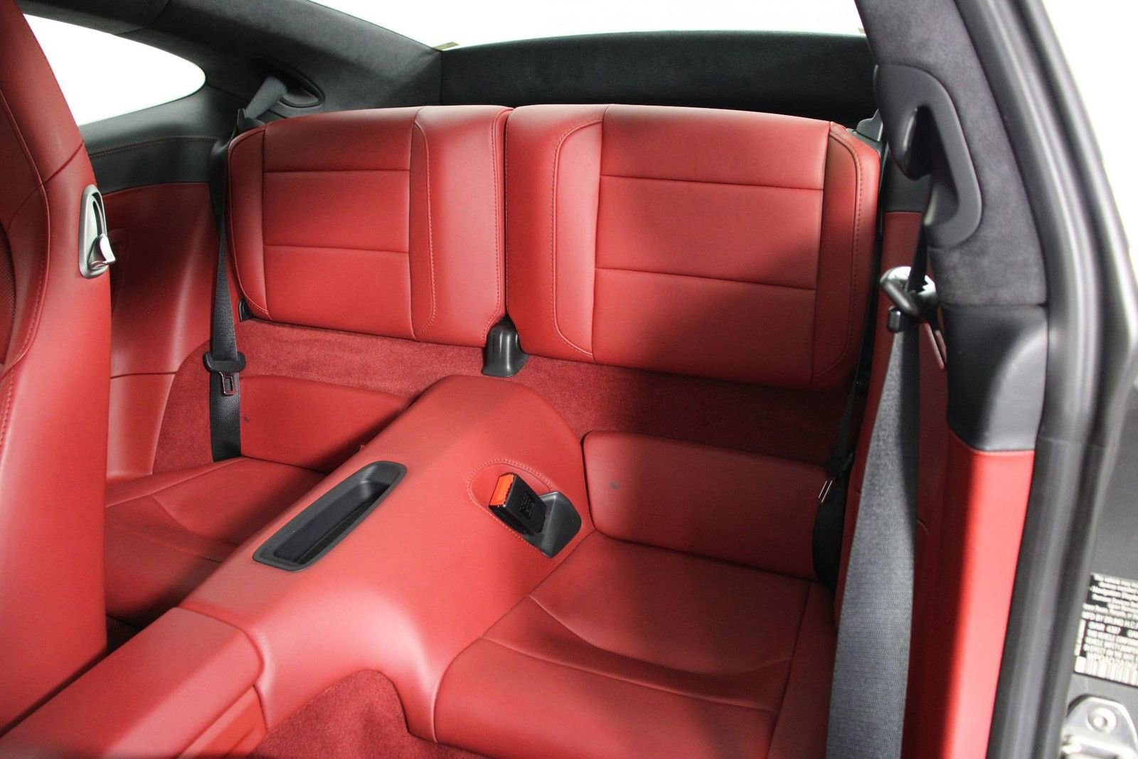 Certified 2015 Porsche 911 Turbo AWD/4WD image 33