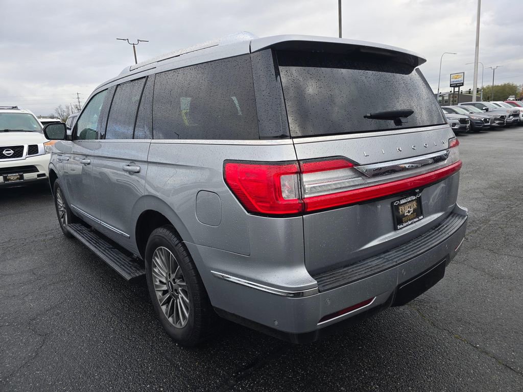 Used 2021 Lincoln Navigator 4WD image 6