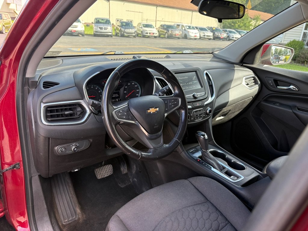 Used 2018 Chevrolet Equinox LT AWD/4WD image 13