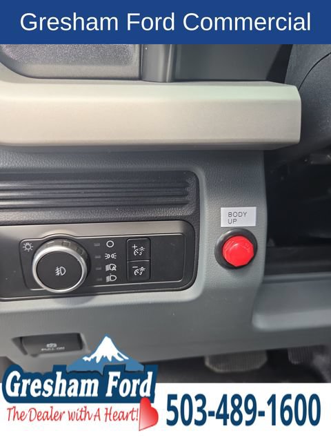New 2026 Ford F550 4x4 Crew Cab image 14
