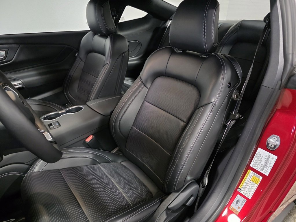 Used 2024 Ford Mustang GT Premium image 13