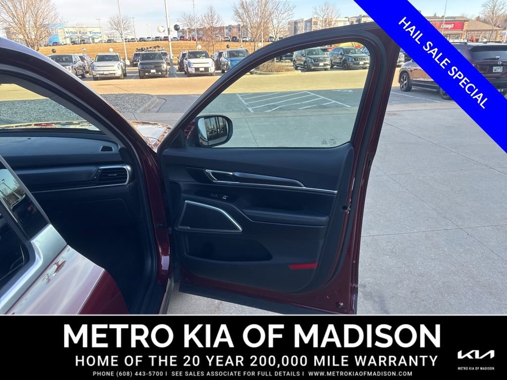 Used 2024 Kia Telluride S w/ S Sunroof Package FWD image 36