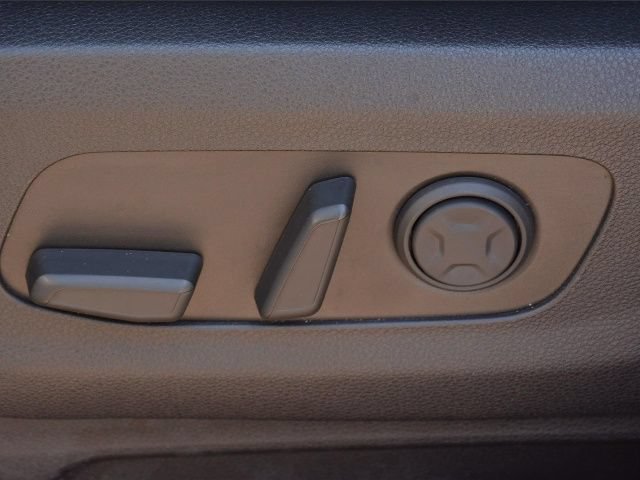 Used 2024 Kia Carnival SX Prestige FWD image 8