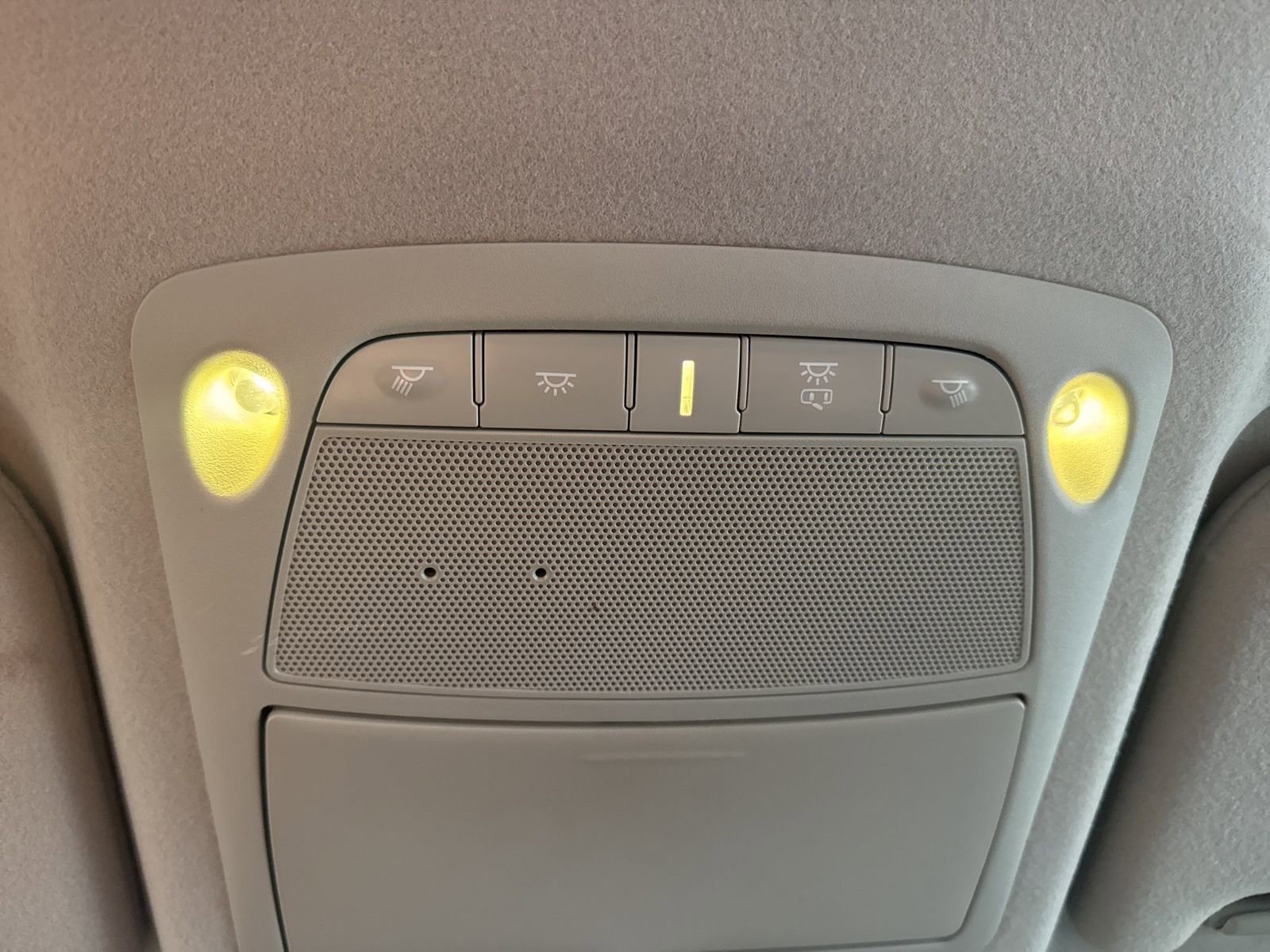 Used 2022 Nissan Leaf S image 28