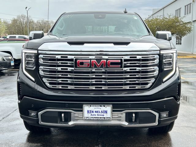 Used 2024 GMC Sierra 1500 Denali w/ Denali Reserve Package AWD/4WD image 2