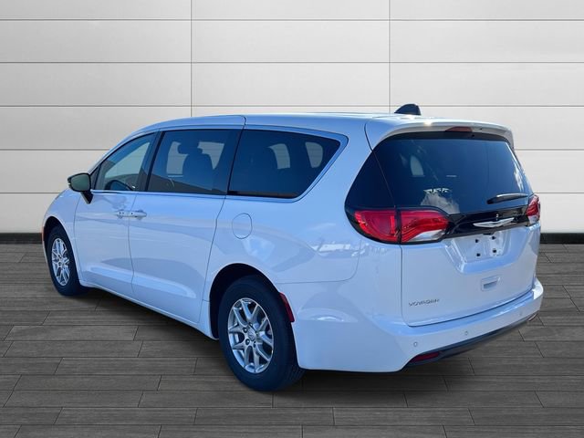 New 2026 Chrysler Voyager LX FWD image 5
