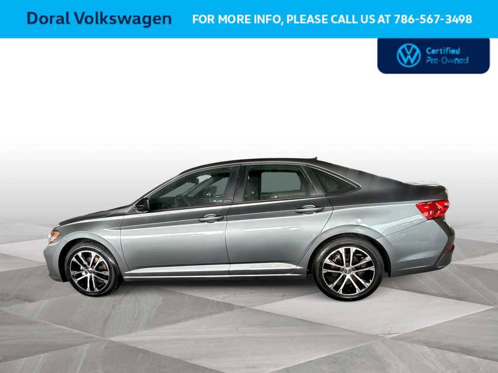Certified 2023 Volkswagen Jetta Sport FWD image 5