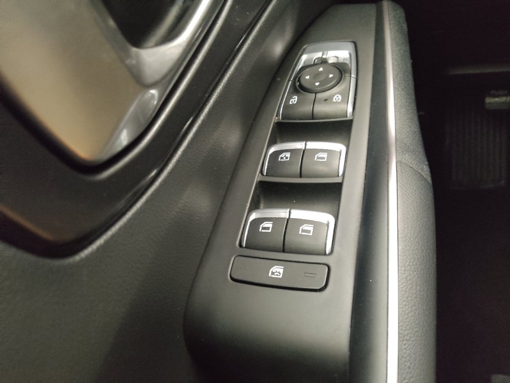 Used 2022 Kia Sorento LX image 27