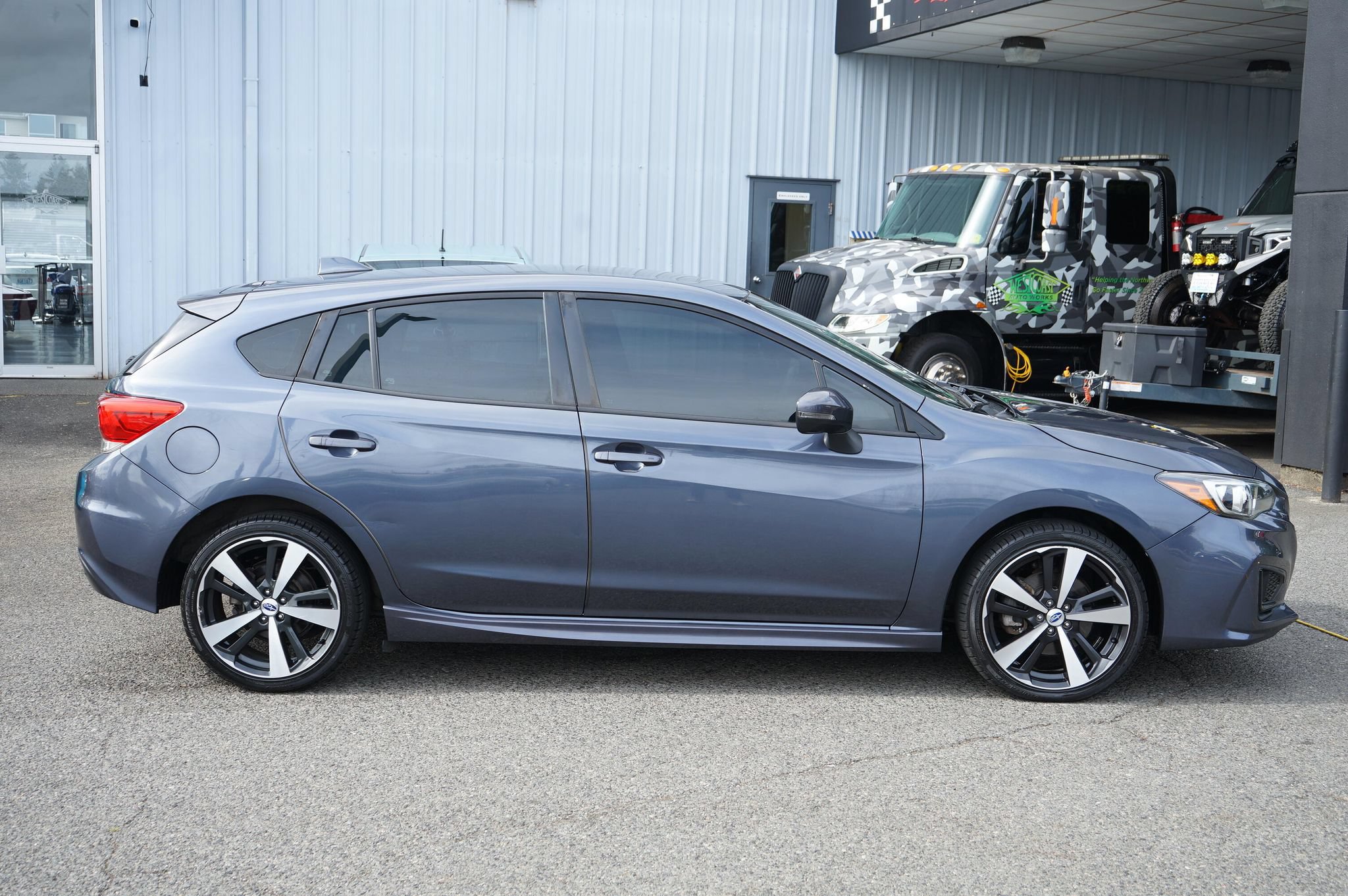 Used 2017 Subaru Impreza 2.0i Sport AWD/4WD image 6