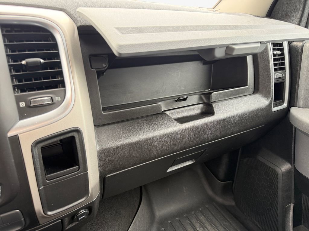 Certified 2019 RAM 1500 Classic Warlock w/ Electronics Group AWD/4WD image 30