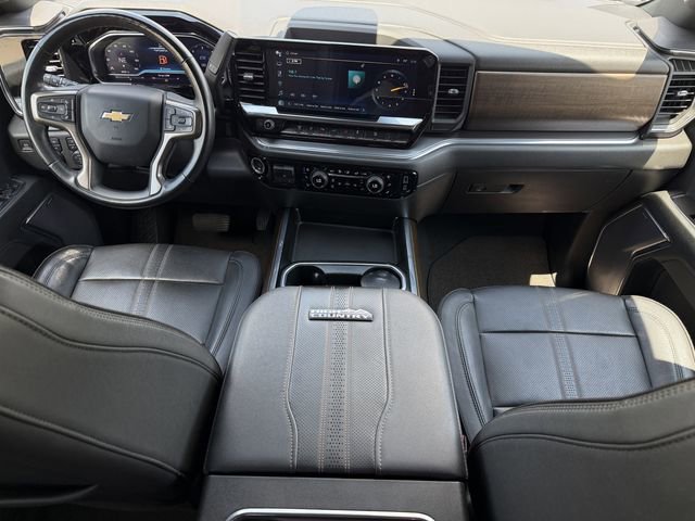 Used 2024 Chevrolet Silverado 2500 High Country w/ High Country Premium Package AWD/4WD image 12