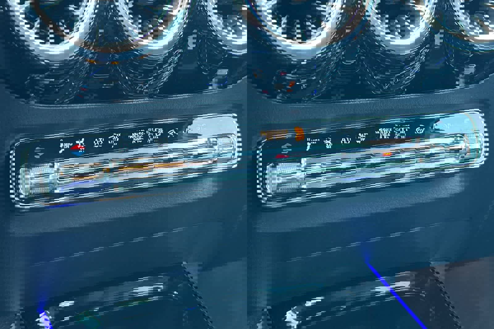 Used 2021 Mercedes-Benz GLA 250 4MATIC image 21