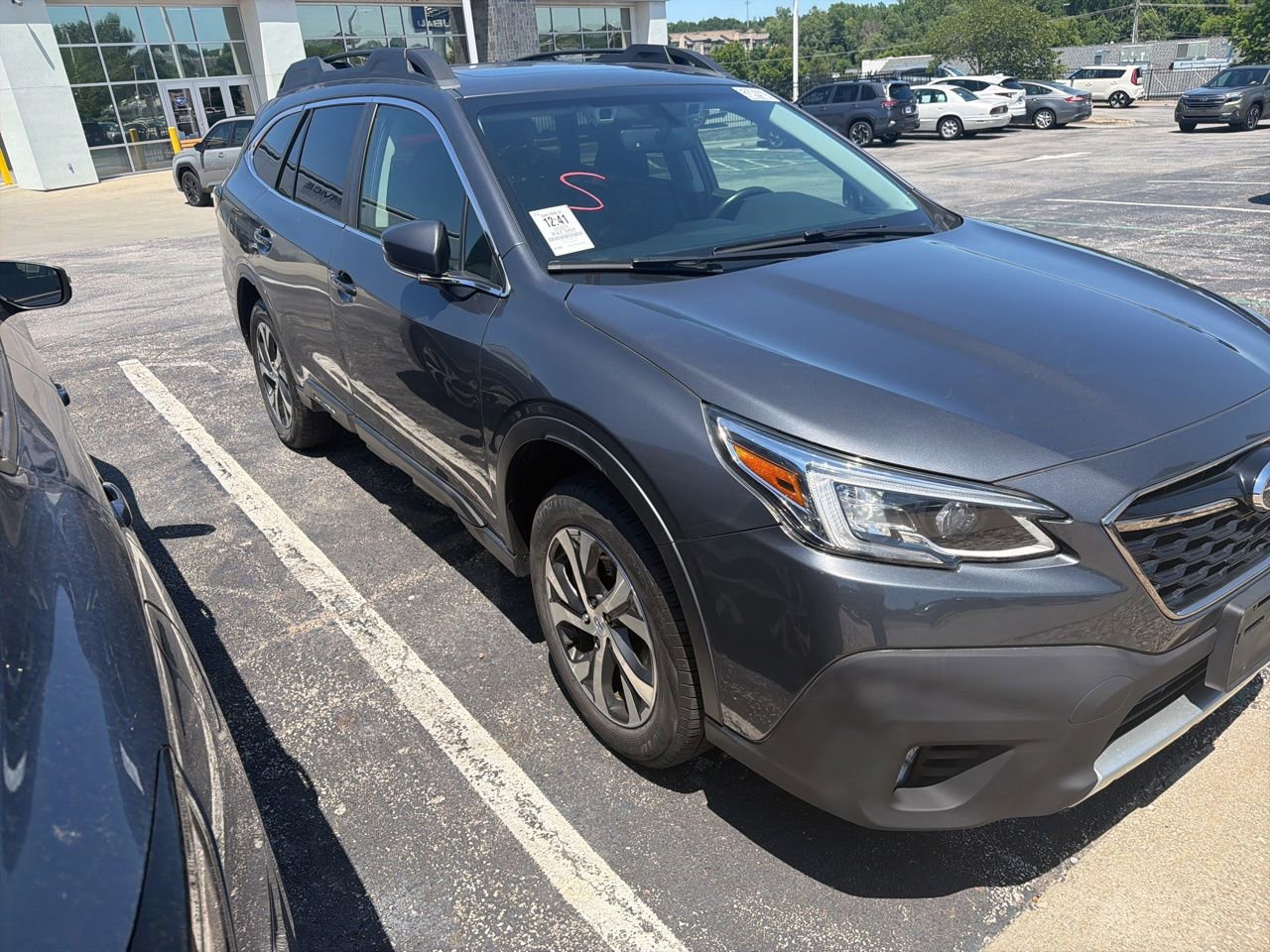 Certified 2021 Subaru Outback Limited XT AWD/4WD image 4