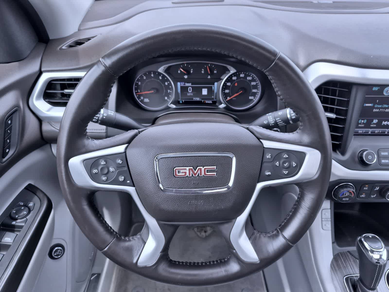 Used 2017 GMC Acadia SLT AWD/4WD image 24