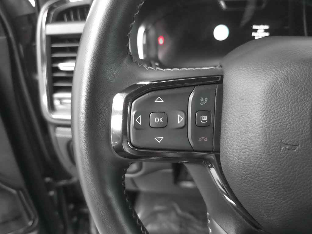 Used 2024 RAM 1500 Limited AWD/4WD image 11