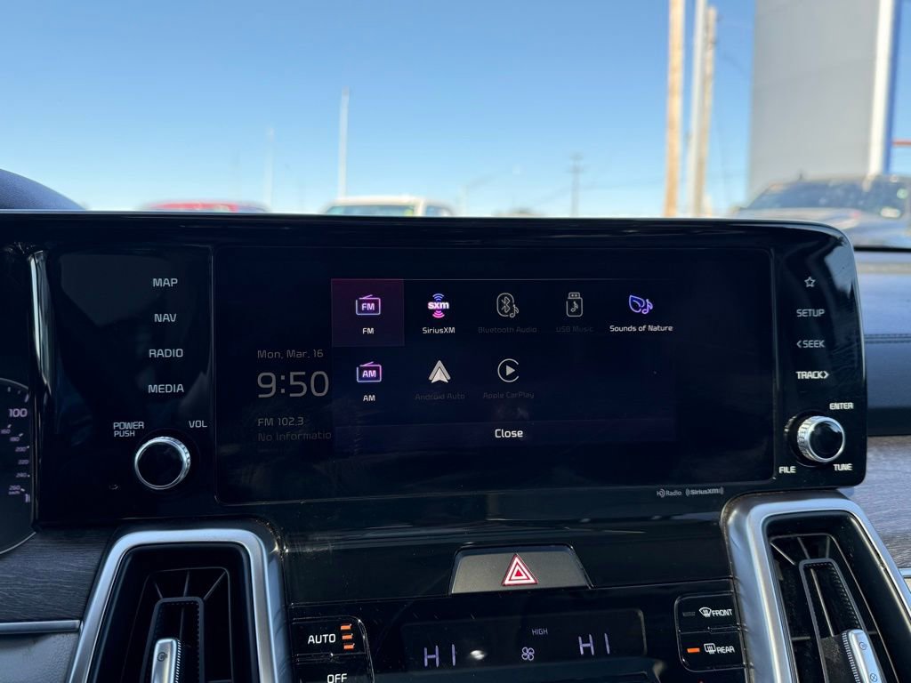 Used 2022 Kia Sorento EX w/ Panoramic Sunroof Package image 15