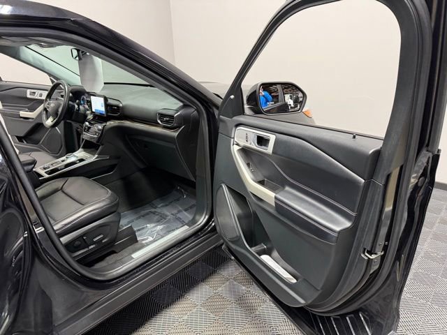 Used 2021 Ford Explorer Limited w/ Hybrid Equipment Group 310A AWD/4WD image 22