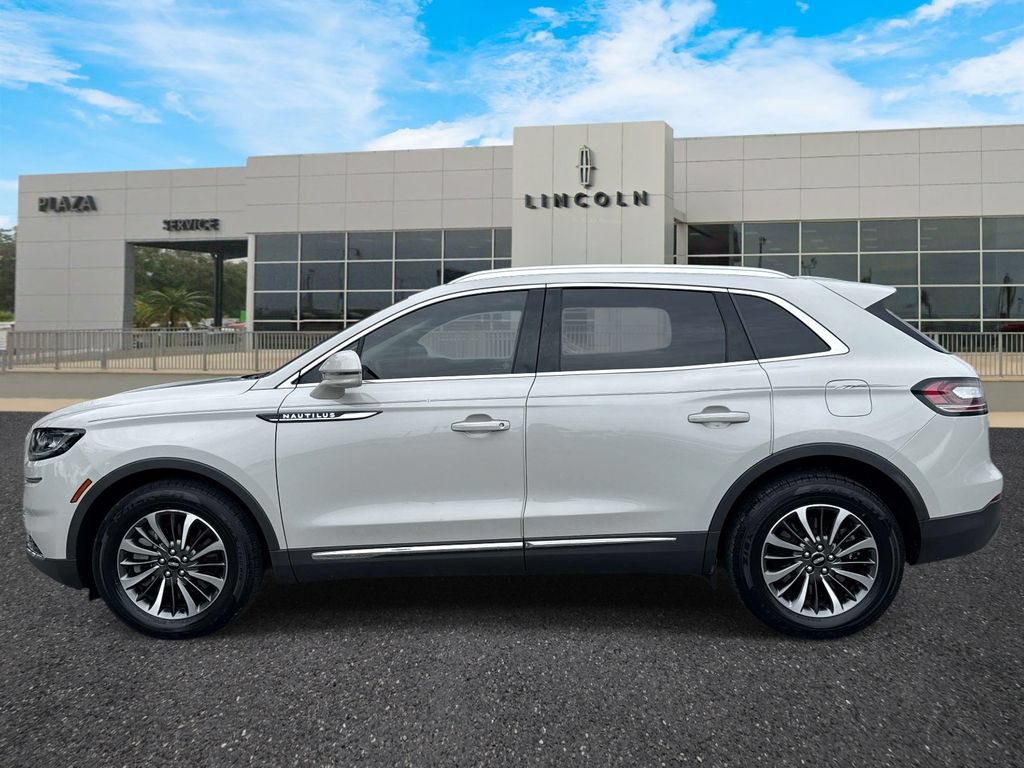 Certified 2023 Lincoln Nautilus Reserve AWD/4WD image 6
