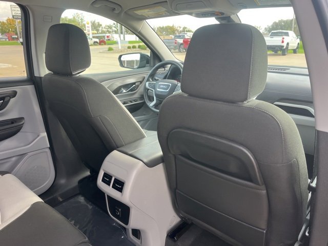 Used 2023 GMC Terrain SLE w/ Driver Convenience Package image 50