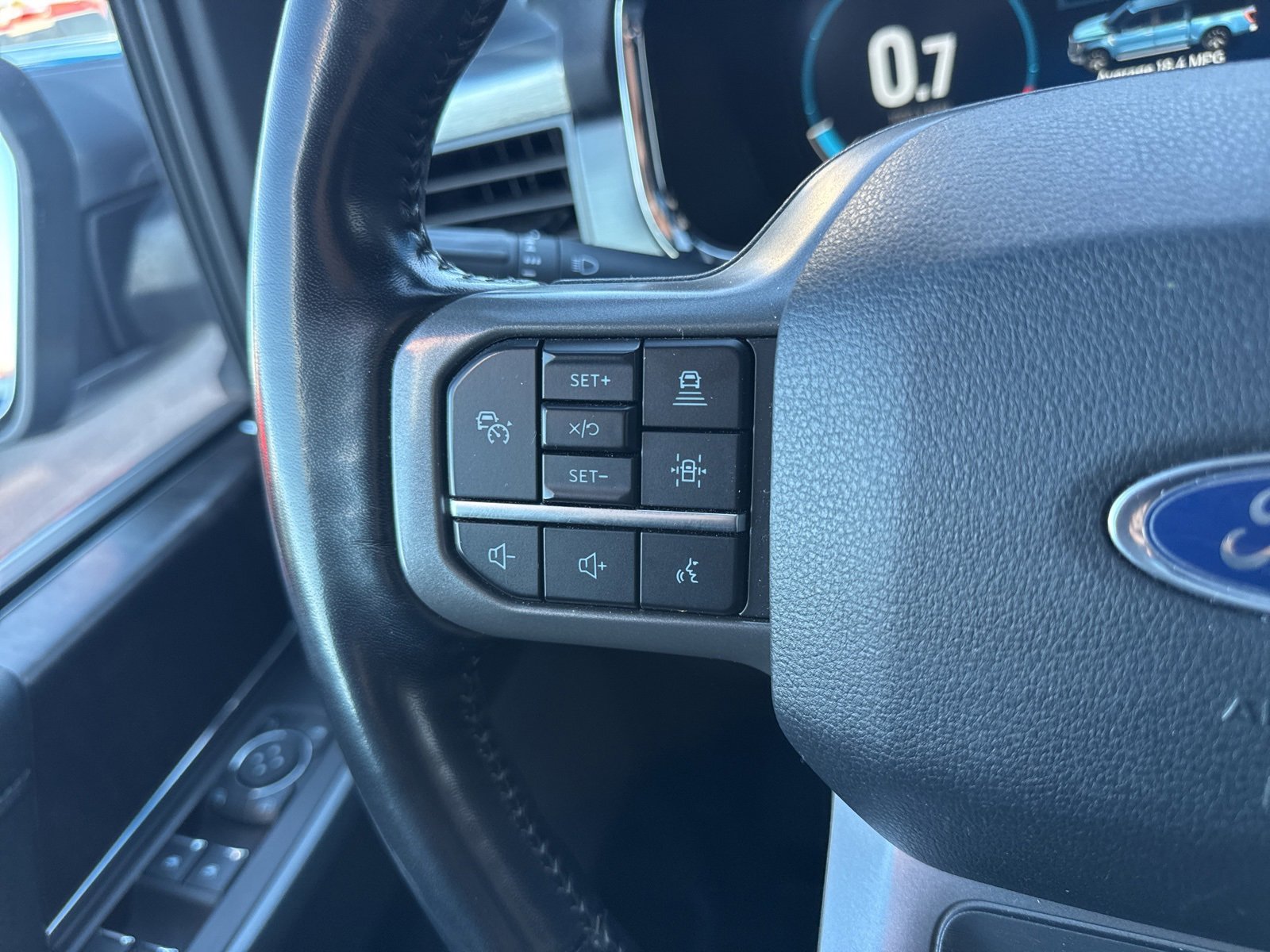 Used 2021 Ford F150 Lariat image 33