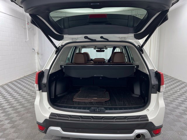 Used 2020 Subaru Forester Touring AWD/4WD image 6