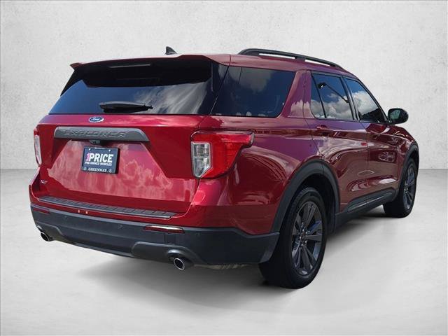 Used 2023 Ford Explorer XLT w/ Equipment Group 202A RWD image 4