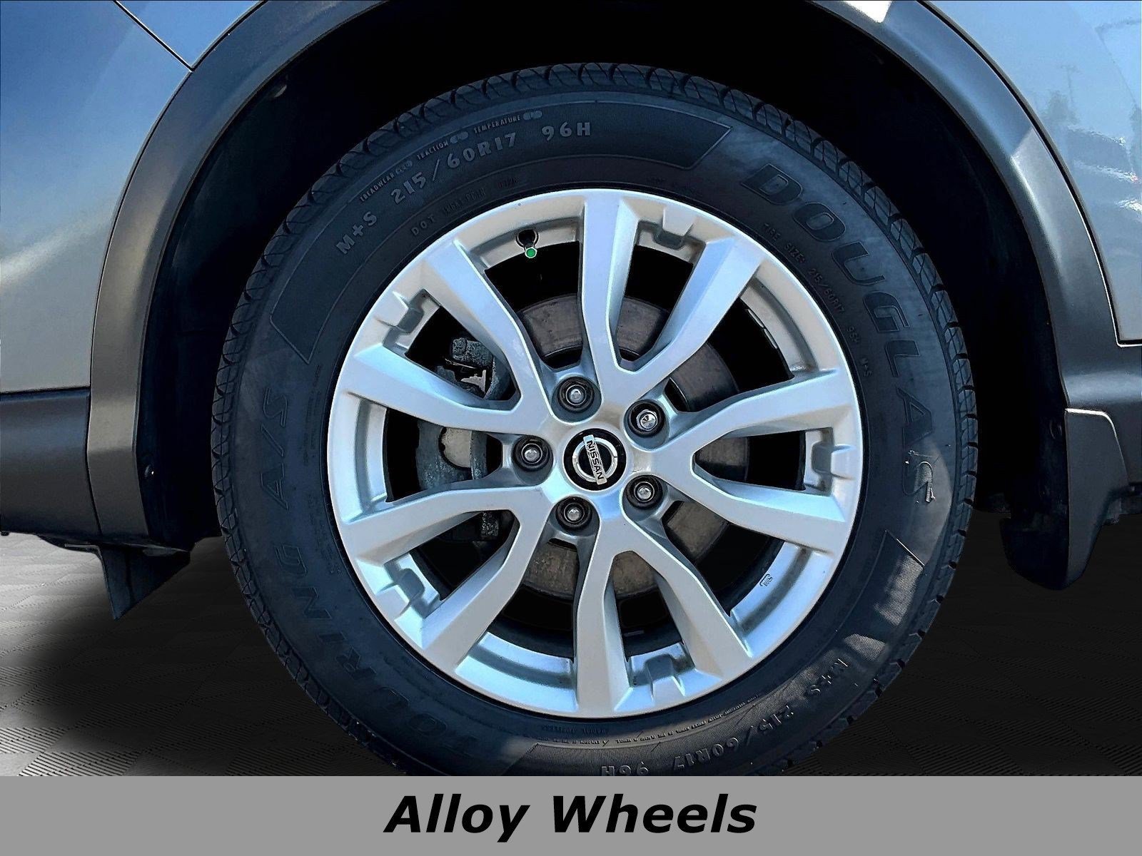 Used 2021 Nissan Rogue Sport SV AWD/4WD image 33