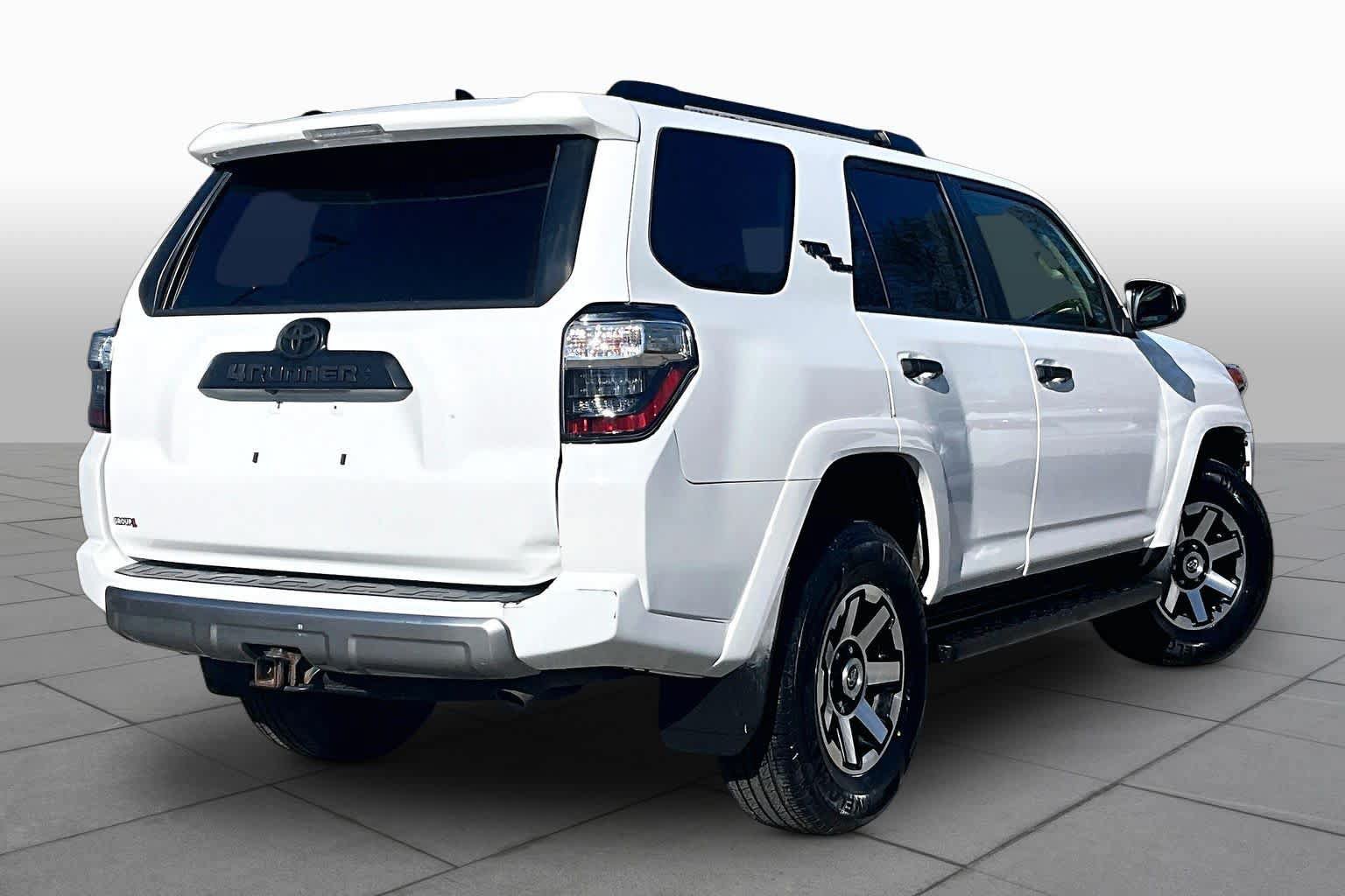 Certified 2021 Toyota 4Runner TRD Off-Road AWD/4WD image 12
