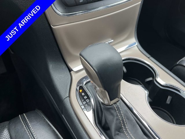 Used 2016 Jeep Grand Cherokee Overland AWD/4WD image 34