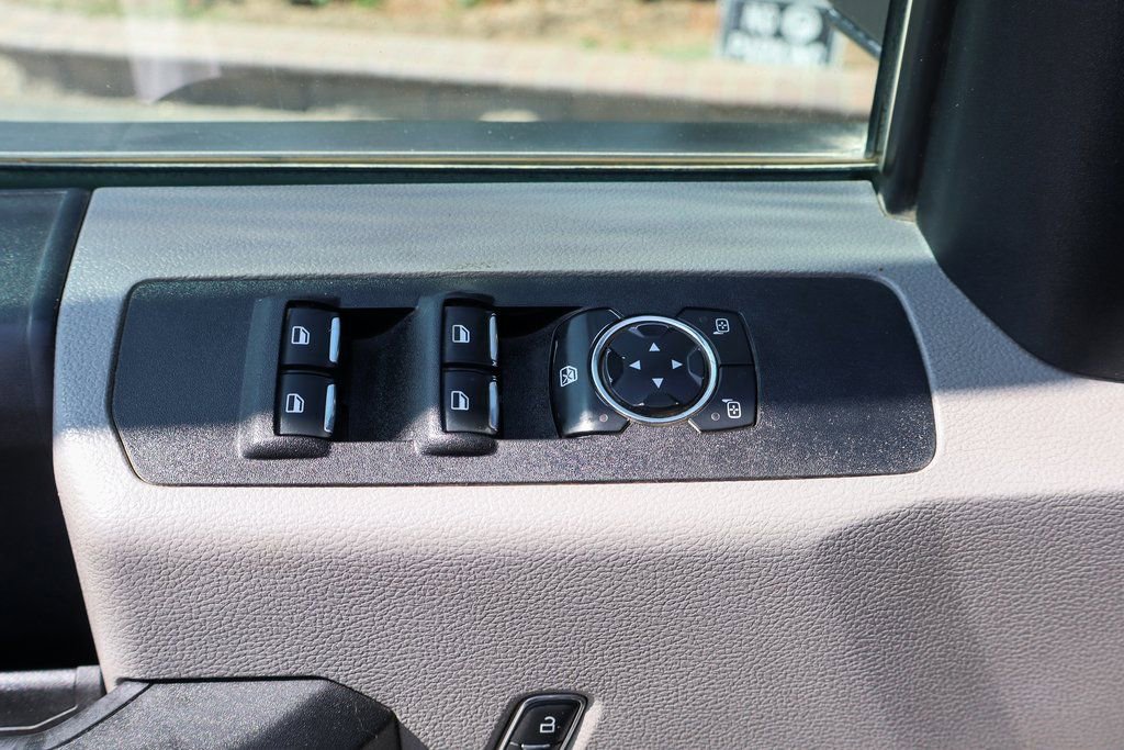 Used 2019 Ford F250 XL w/ Power Equipment Group AWD/4WD image 17