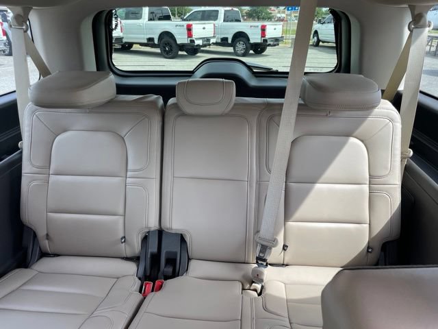 Used 2024 Lincoln Navigator L Reserve AWD/4WD image 27