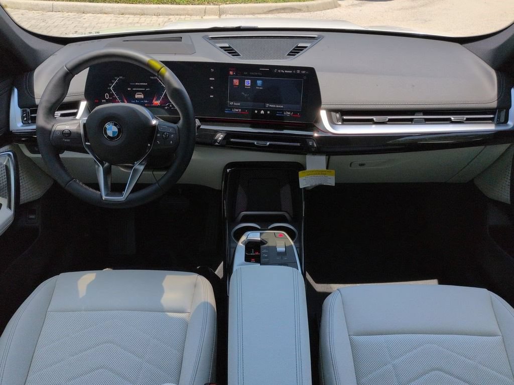 New 2026 BMW X1 xDrive28i w/ Technology Package AWD/4WD image 15