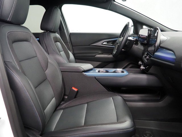 Used 2024 Chevrolet Equinox EV LT image 14
