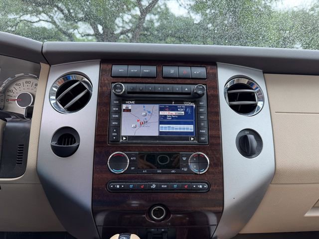 Used 2014 Ford Expedition XLT w/ Equipment Group 202A RWD image 14