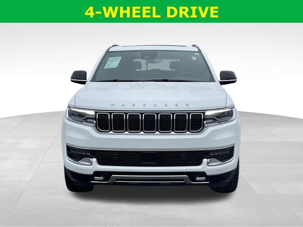 Certified 2023 Jeep Wagoneer Series III w/ Premium Group I AWD/4WD image 2
