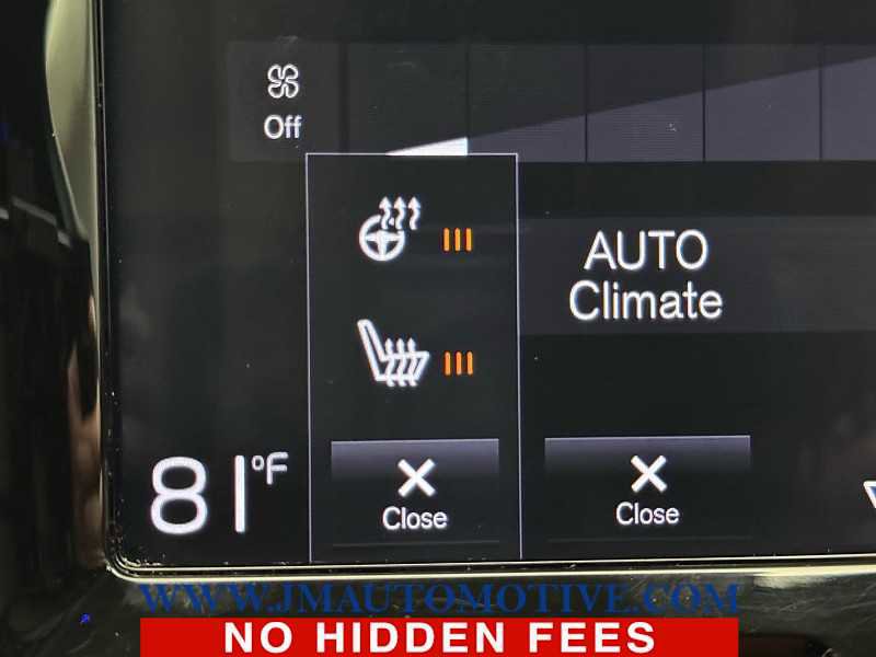 Used 2020 Volvo XC60 T6 Inscription w/ Protection Package image 28