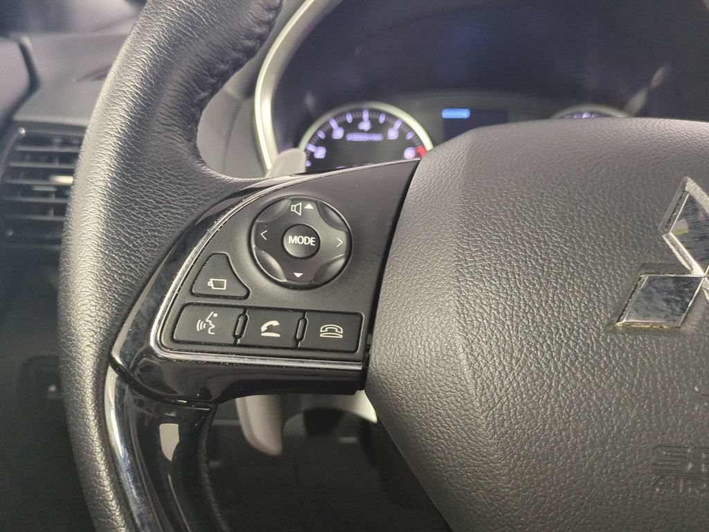 Used 2025 Mitsubishi Eclipse Cross AWD image 33