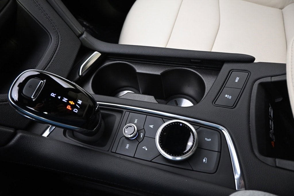 New 2025 Cadillac XT6 Sport image 31