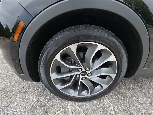 Used 2022 Lincoln Nautilus Reserve w/ Equipment Group 201A image 10