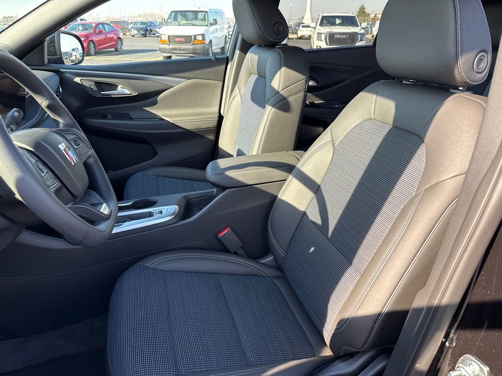 New 2026 Buick Envista Preferred FWD image 16