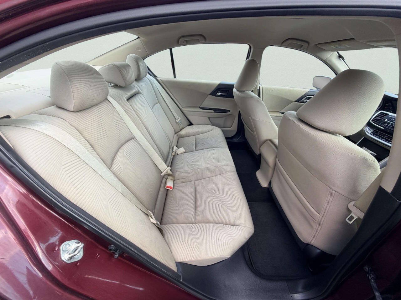 Used 2015 Honda Accord LX image 24