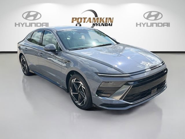 New 2026 Hyundai Sonata SEL FWD image 3
