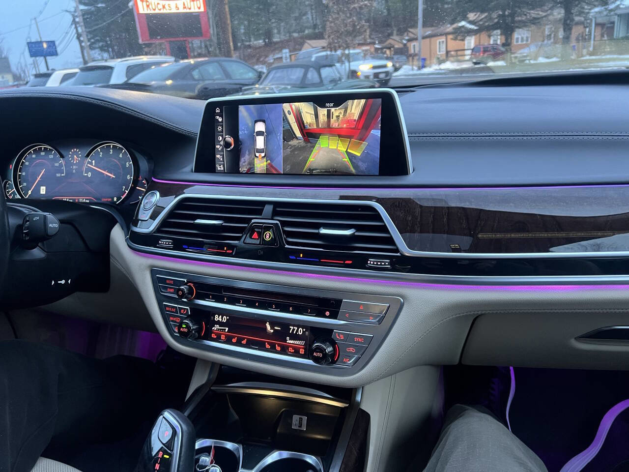 Used 2016 BMW 750i xDrive image 34