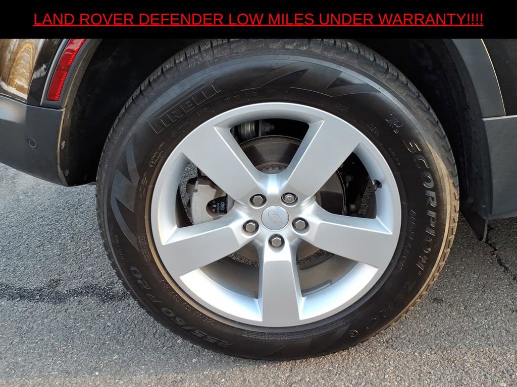 Used 2024 Land Rover Defender 110 S image 8