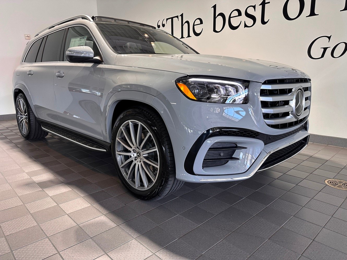 Used 2026 Mercedes-Benz GLS 580 4MATIC image 1