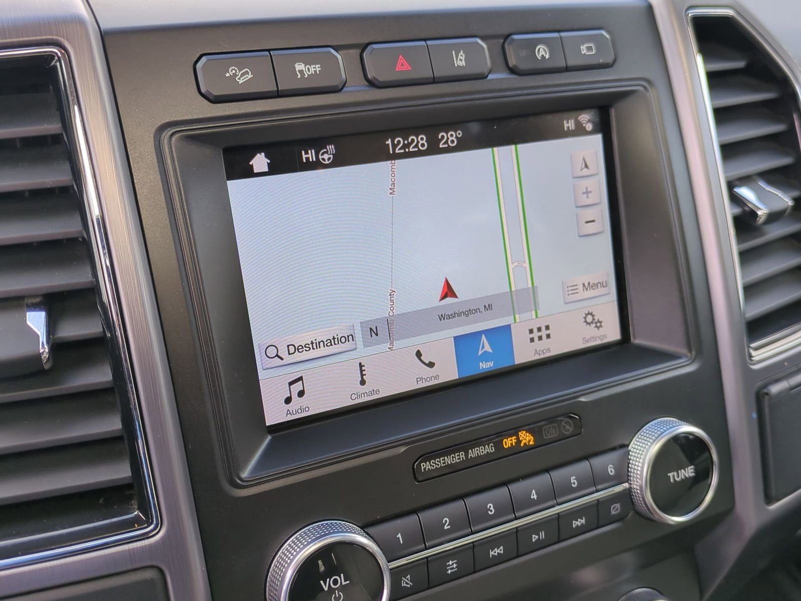 Used 2019 Ford Expedition Platinum image 34