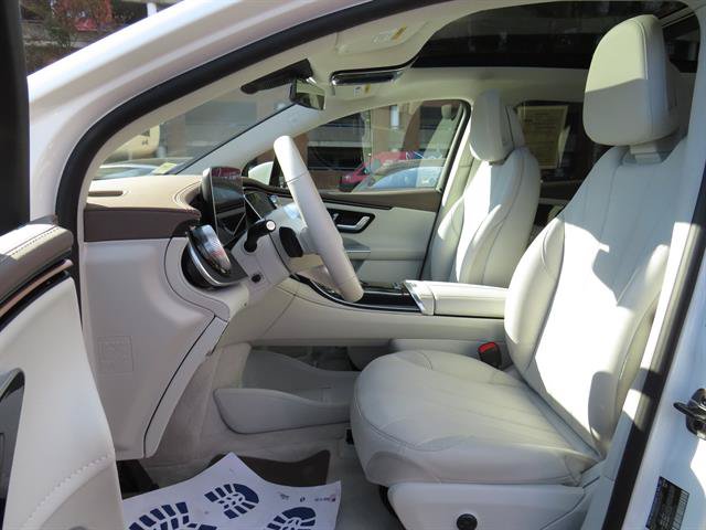 Used 2023 Mercedes-Benz EQE 350+ 4MATIC SUV image 19